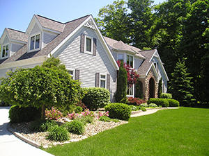 Landscapers and Lawncare Services in Galesburg, IL